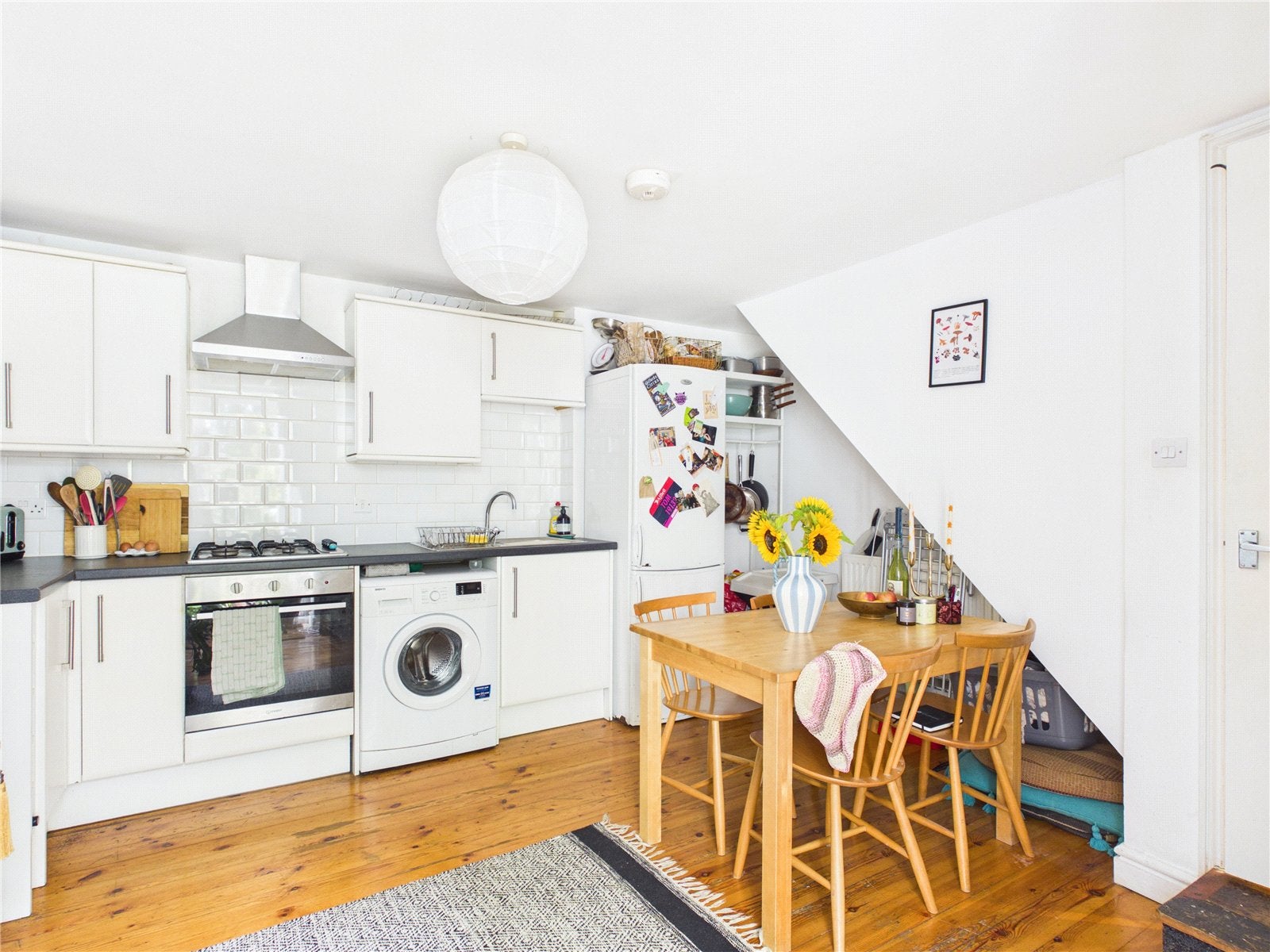 Flat Cotswold Road in Bristol