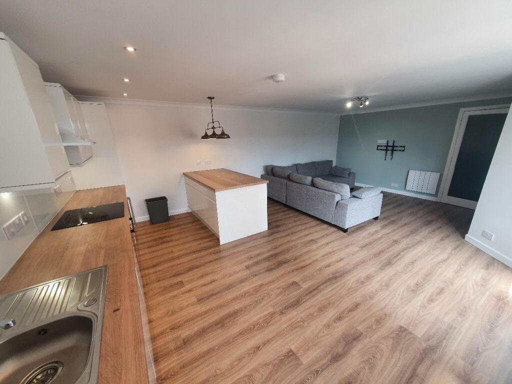 Flat Roseangle in Dundee