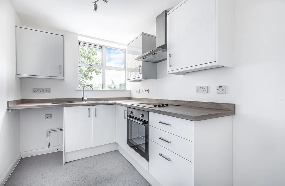 Flat Haseltine Road in Greater London