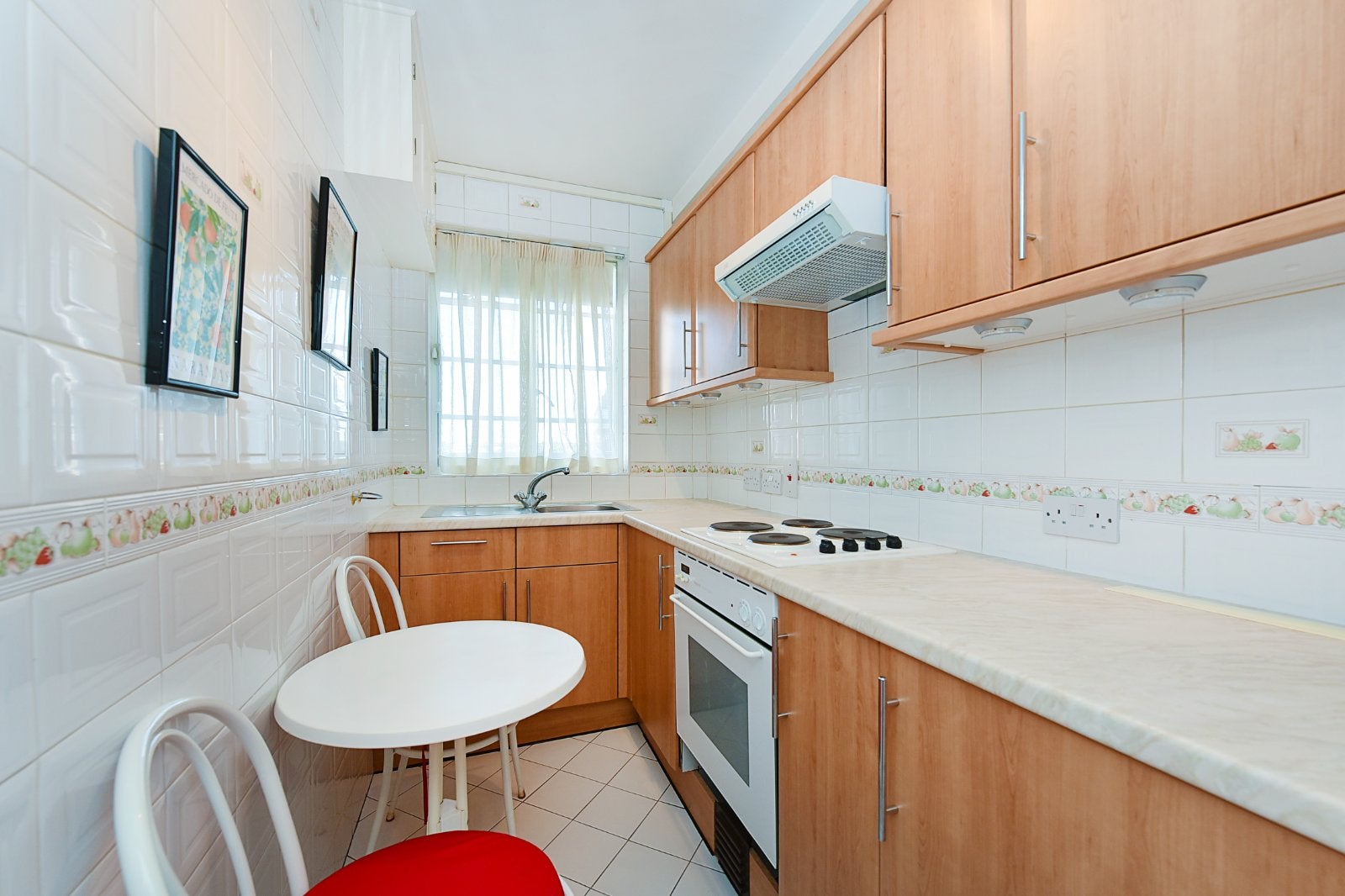 Flat Shepherds Bush Road in Greater London
