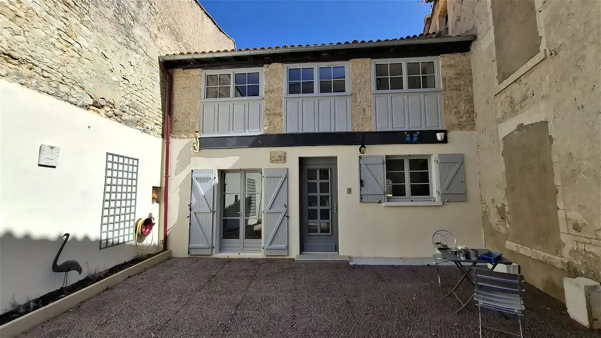 Maison D 5 à Pamproux
