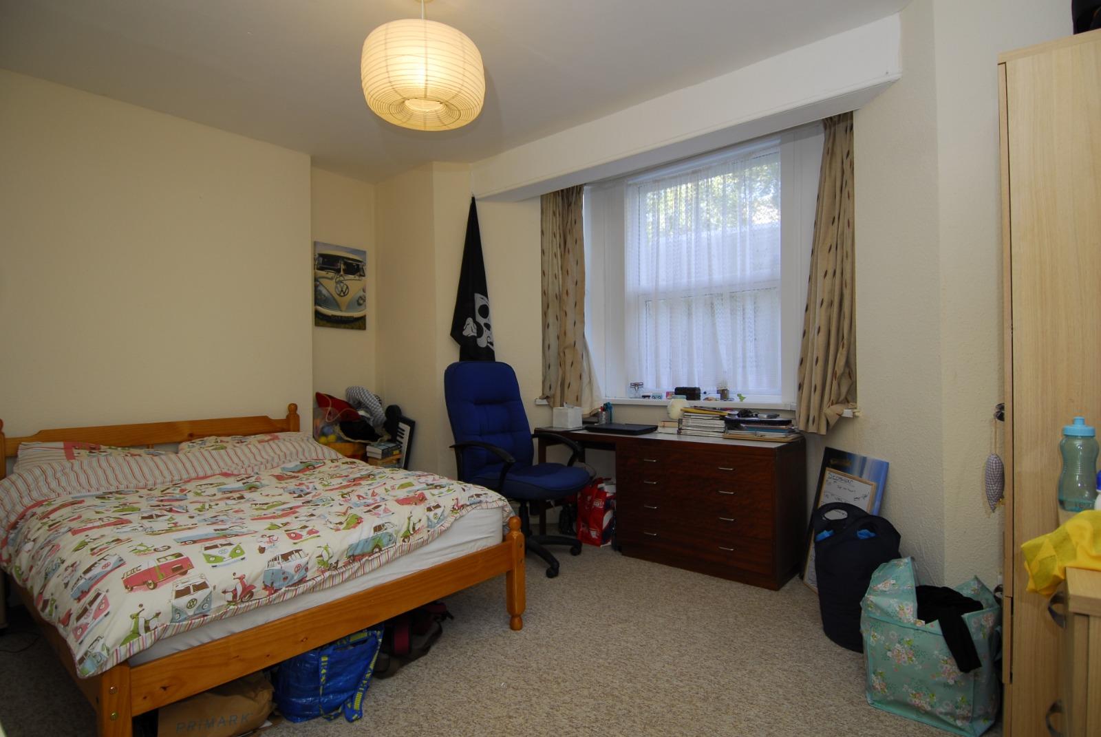 Flat Napier Terrace in Plymouth