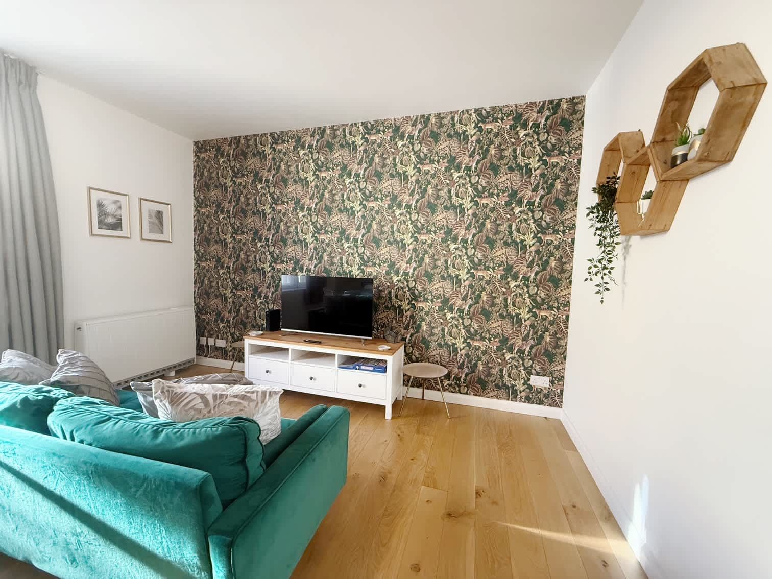 Flat Alma Vale Road in Bristol