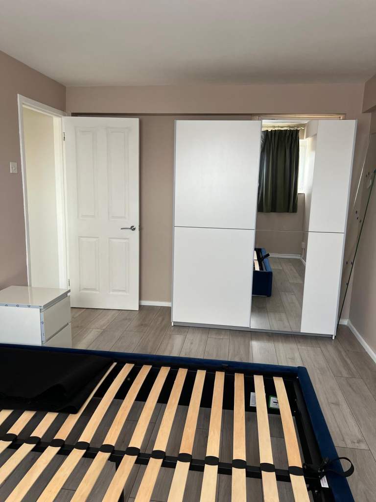 Flat Janson Close in Greater London