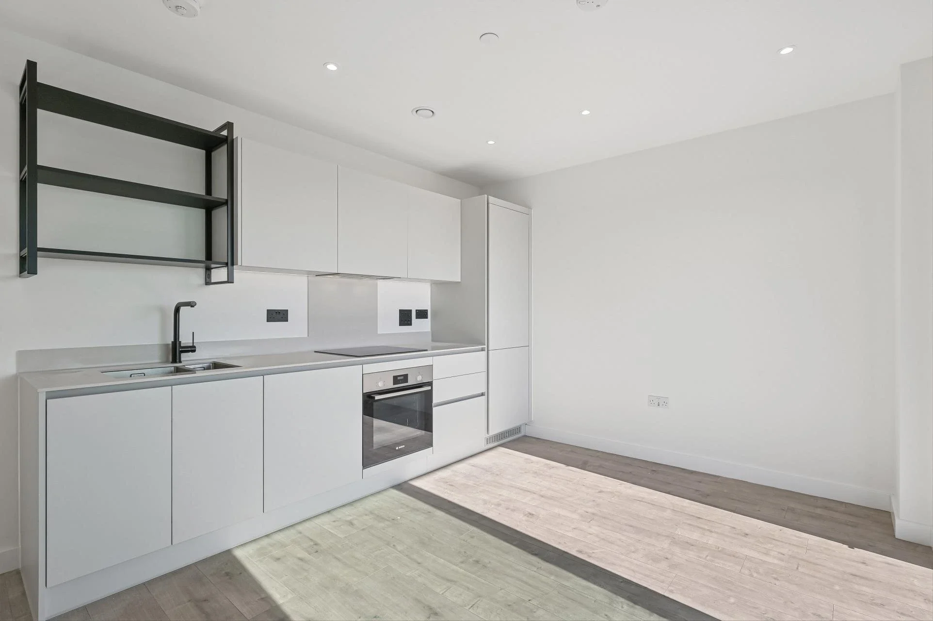 Flat King Street in Watford