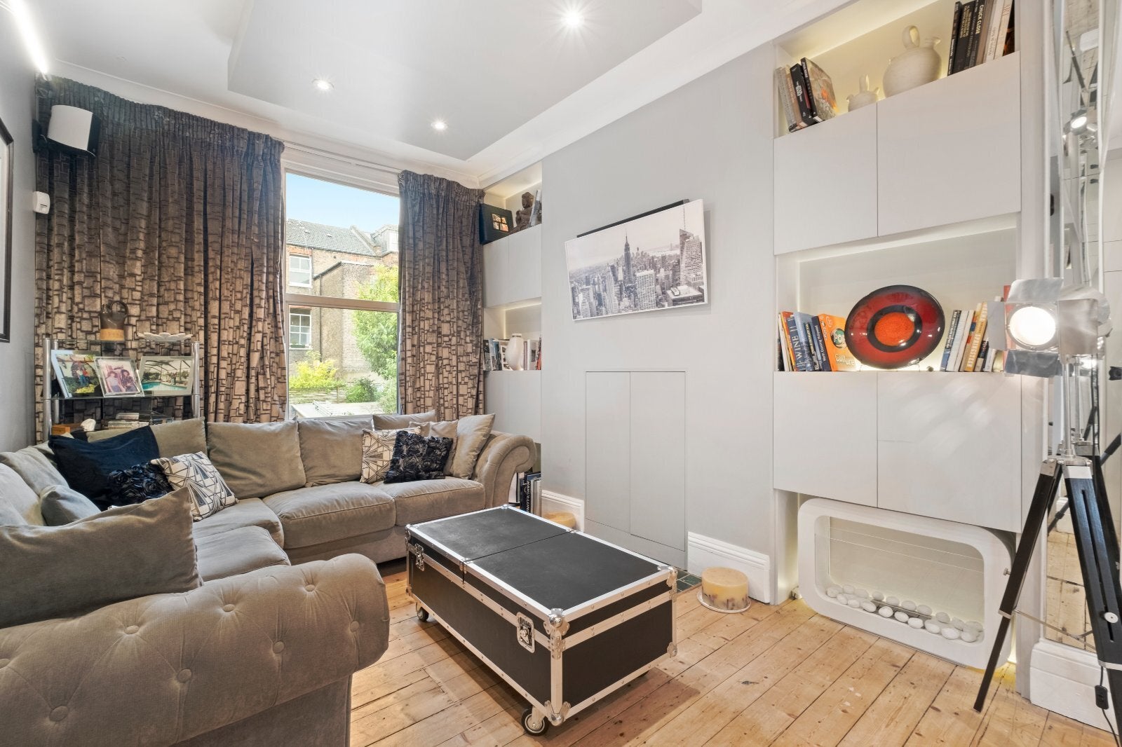 House Ashmore Road in City of Westminster