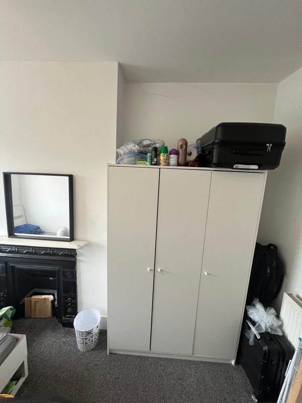 Room Eltham High Street in Greater London