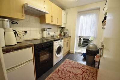 Flat Southbrook Road in Greater London