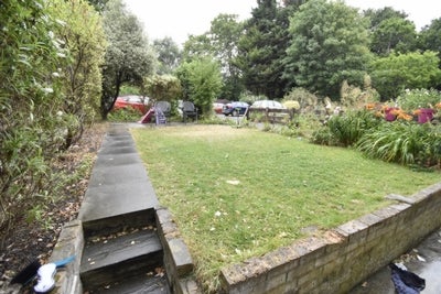 Flat Southbrook Road in Greater London