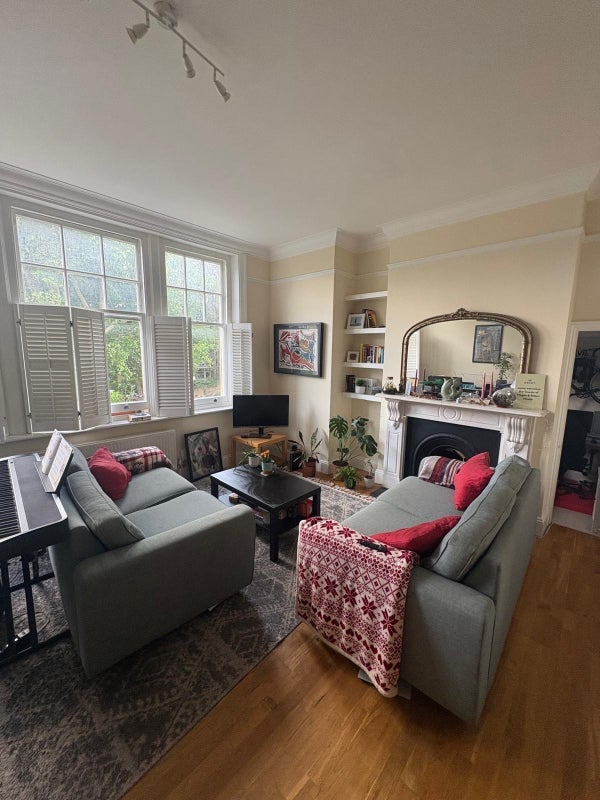 Room Gwendolen Close in Greater London