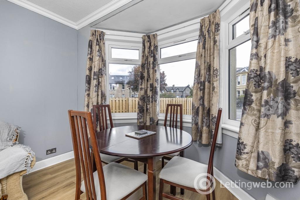 House Rosslyn Terrace in City of Edinburgh