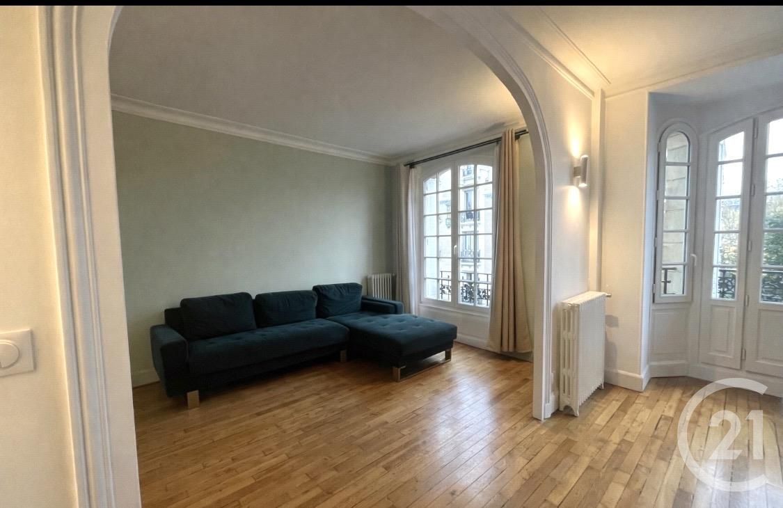 Appartement Place de la Gare de La Varenne à Saint-Maur-des-Fossés