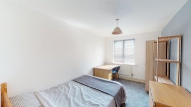 Flat Russell Street in Nottingham