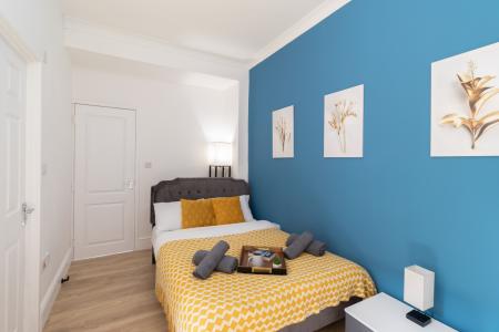 Flat Copnor Road in Portsmouth