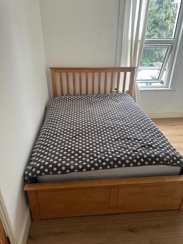 Room Boswell Road in Greater London