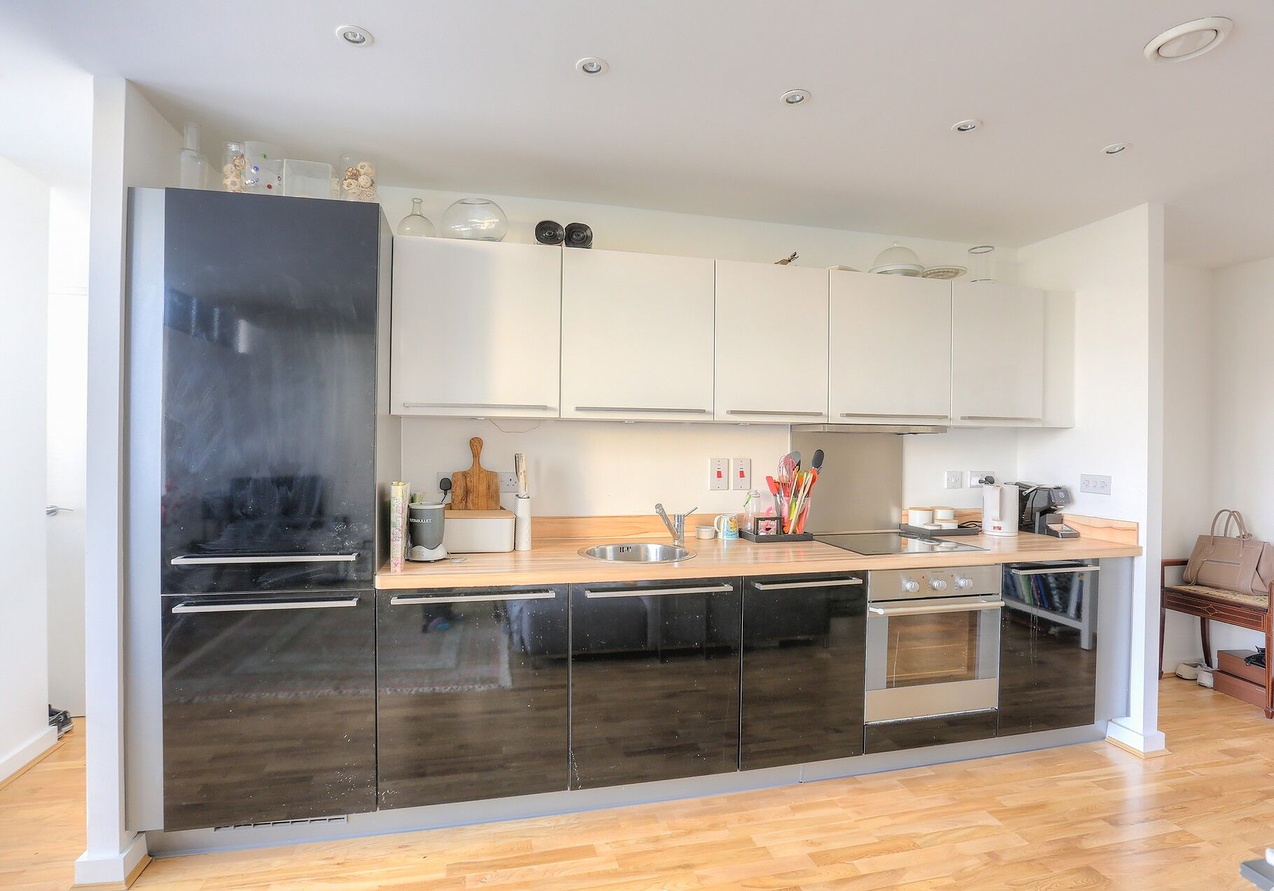 Flat Newsom Place in St Albans