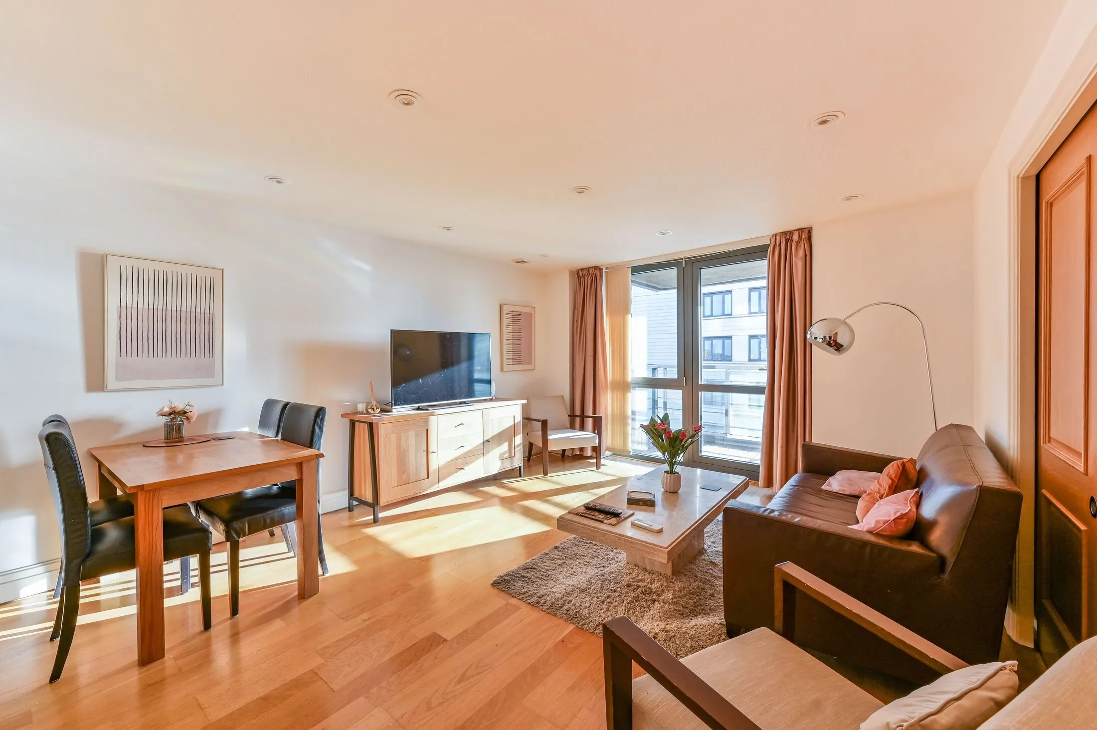 Flat Sheldon Square in City of Westminster
