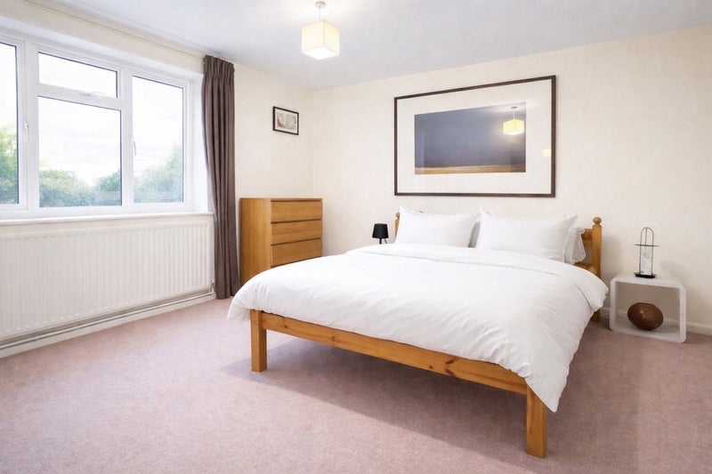 Room Crescent Lane in Greater London
