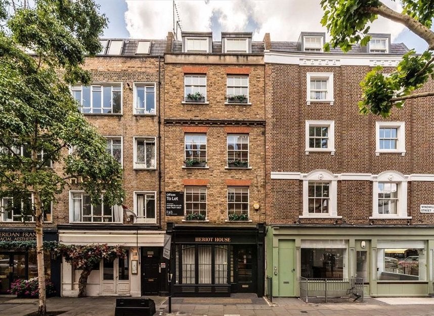 Flat Windmill Street in Greater London
