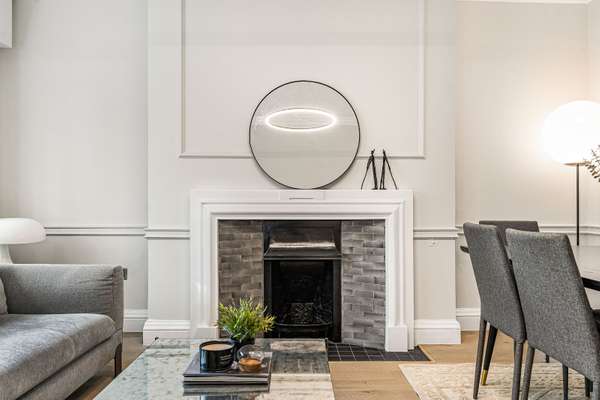 Flat Connaught Street in City of Westminster