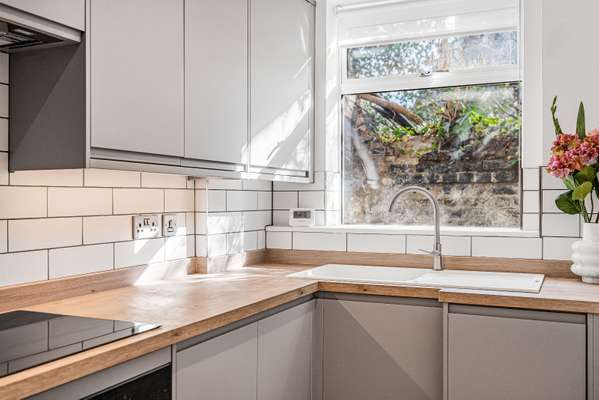 Flat Connaught Street in City of Westminster
