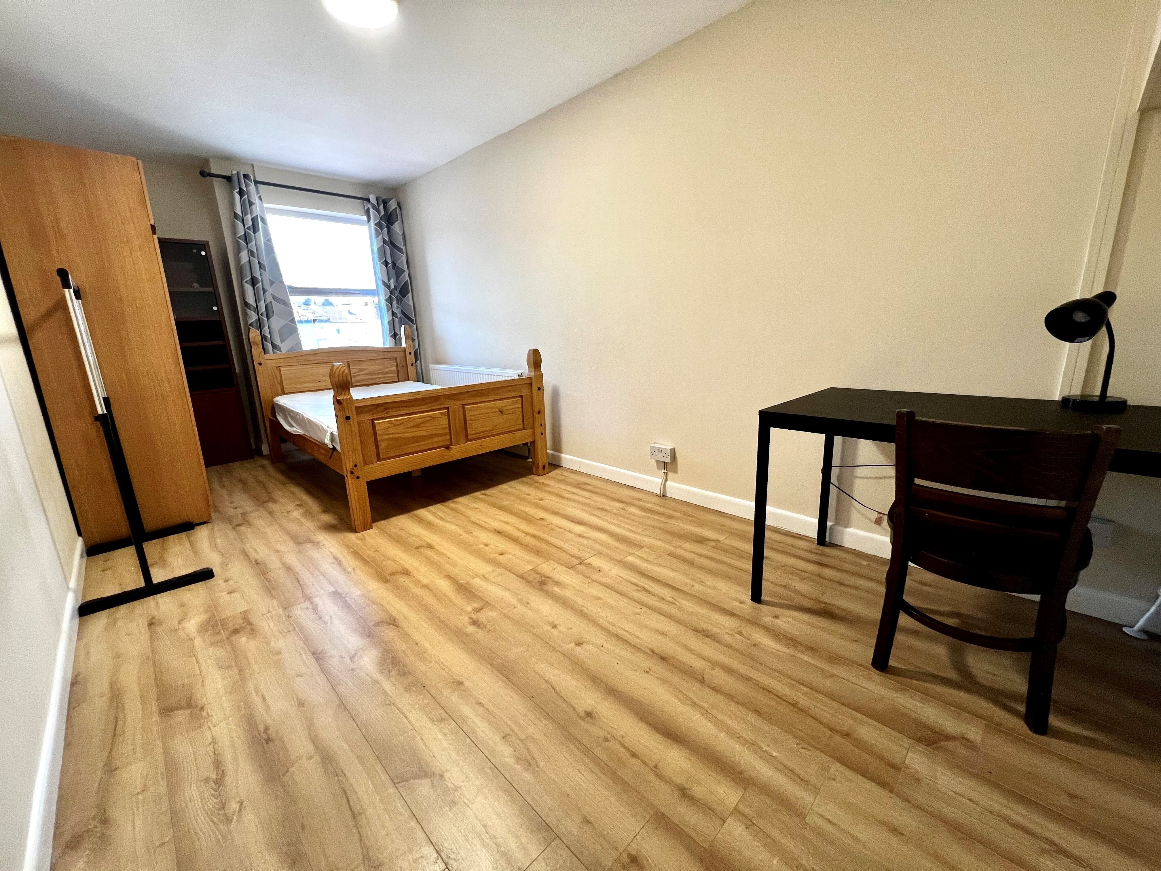 Room West Street in Bristol