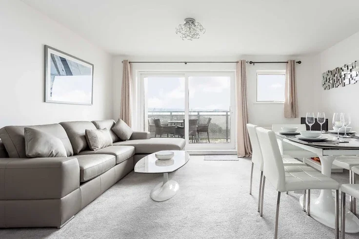 Flat New Harbour Road West in Poole