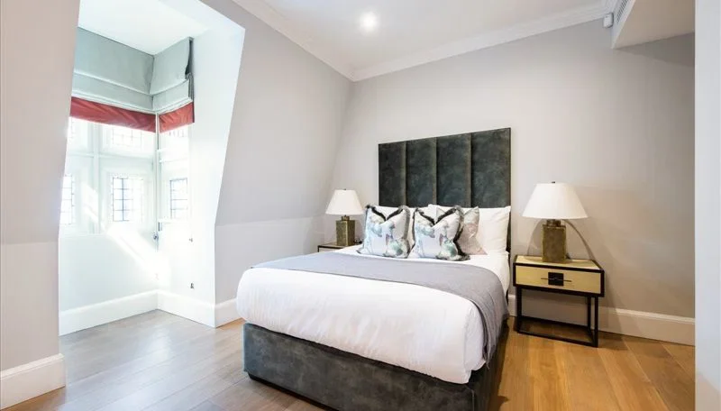 Flat Duke Street in City of Westminster