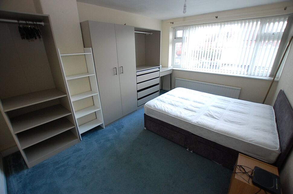 Flat Broadway in Failsworth