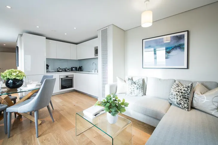Flat Harrow Road in City of Westminster