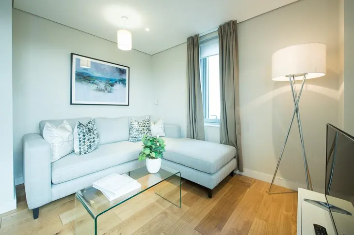 Flat Harrow Road in City of Westminster