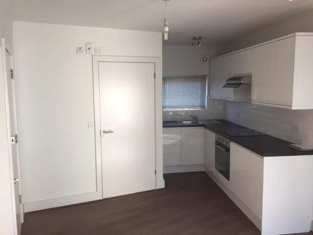 Flat Devonshire Road in Greater London