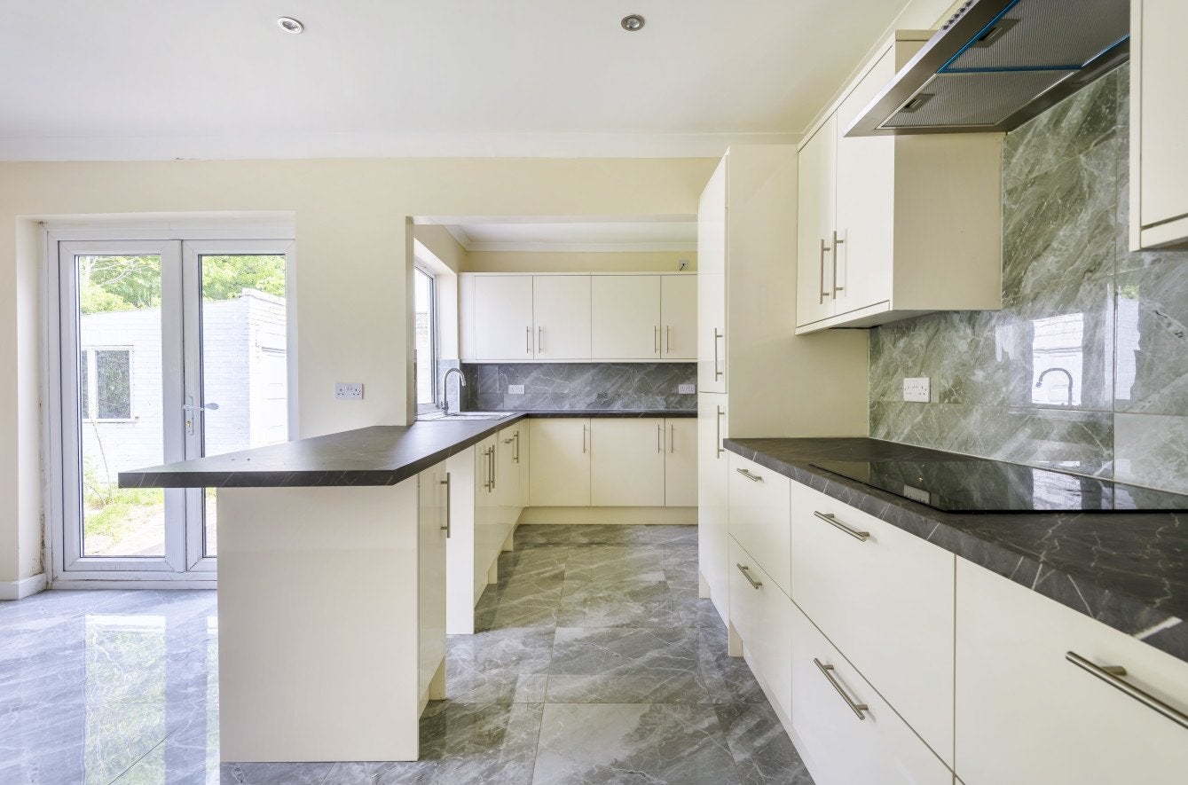 House Ridgeway Crescent in Greater London