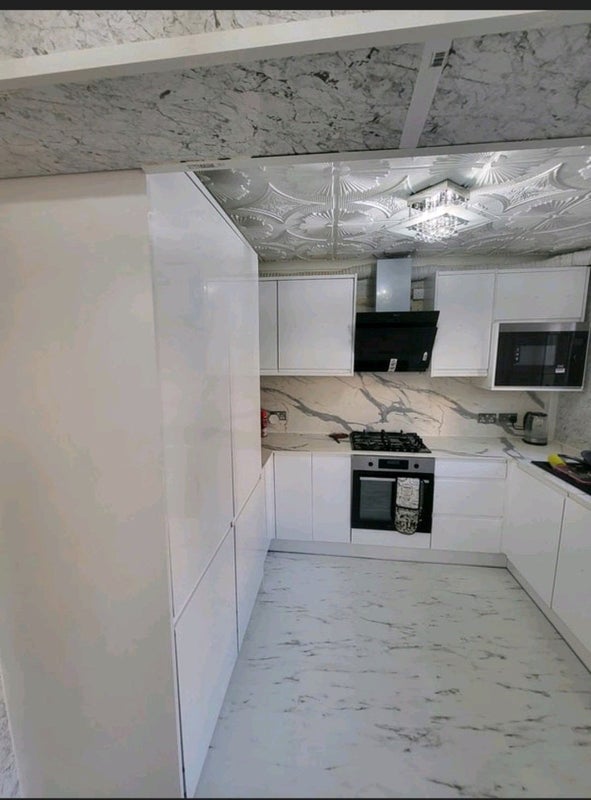 Room Upper Luton Road in Chatham