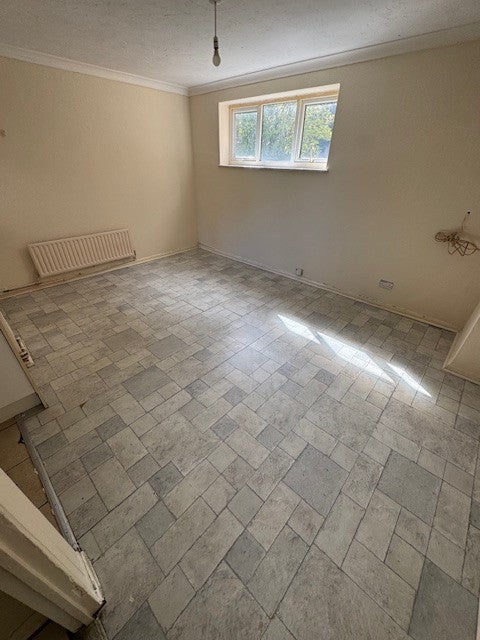 Flat North Drift Way in Luton