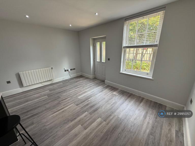 Flat Chequer Road in Doncaster