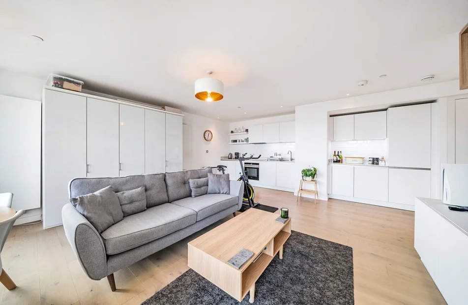 Flat Windermere Road in Greater London