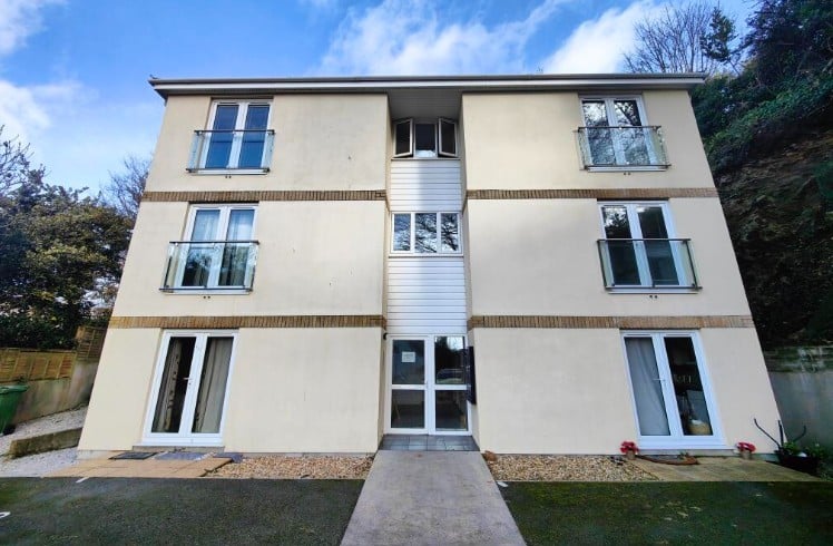 Flat Penrose Road in Helston