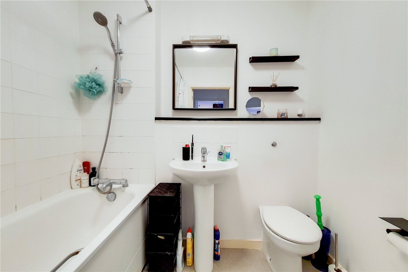 Flat Holford Way in Greater London