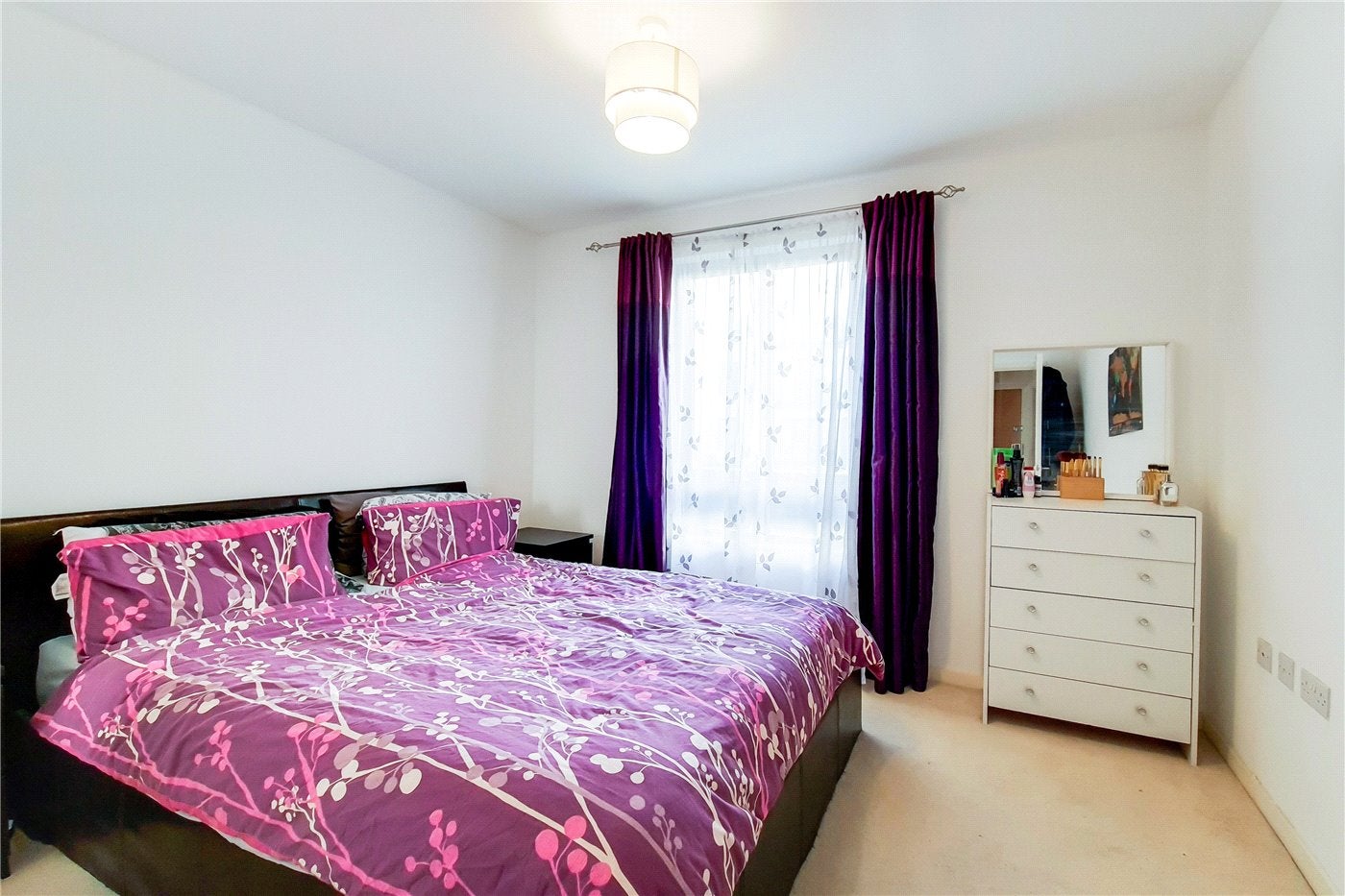 Flat Holford Way in Greater London