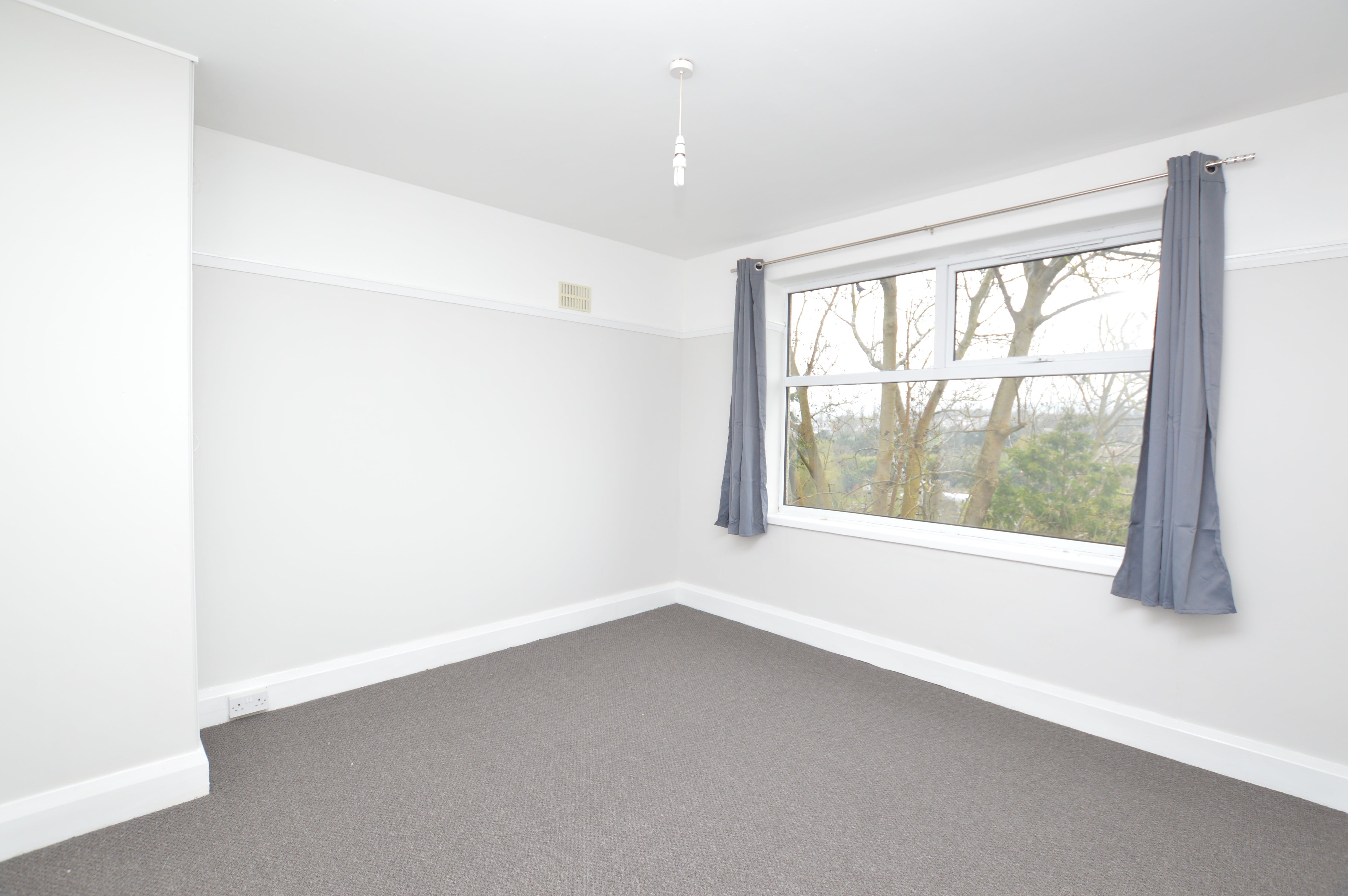 Flat Linden Avenue in Sheffield