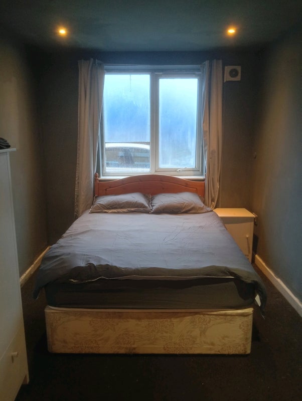 Room Grimshaw Street in Preston