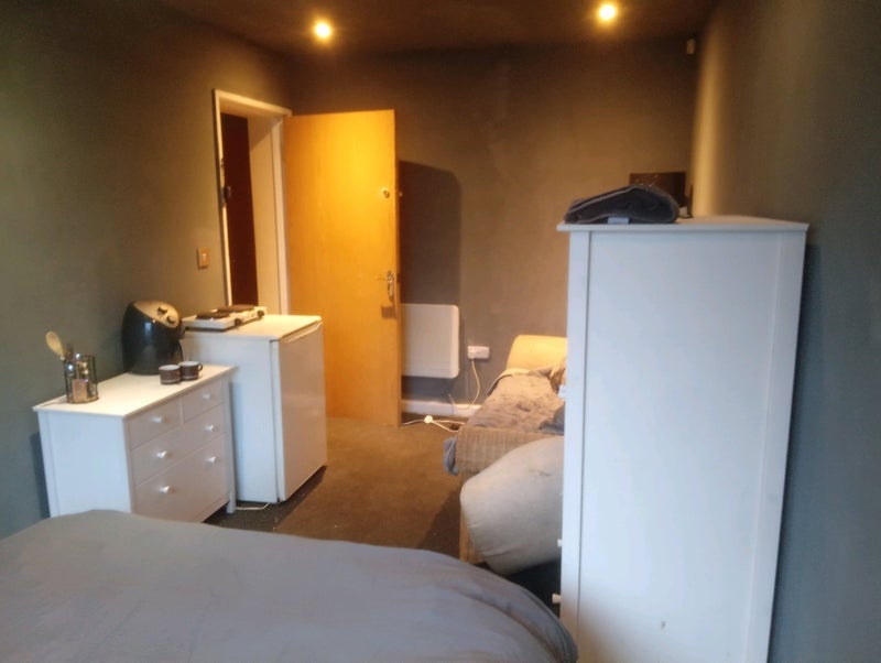 Room Grimshaw Street in Preston