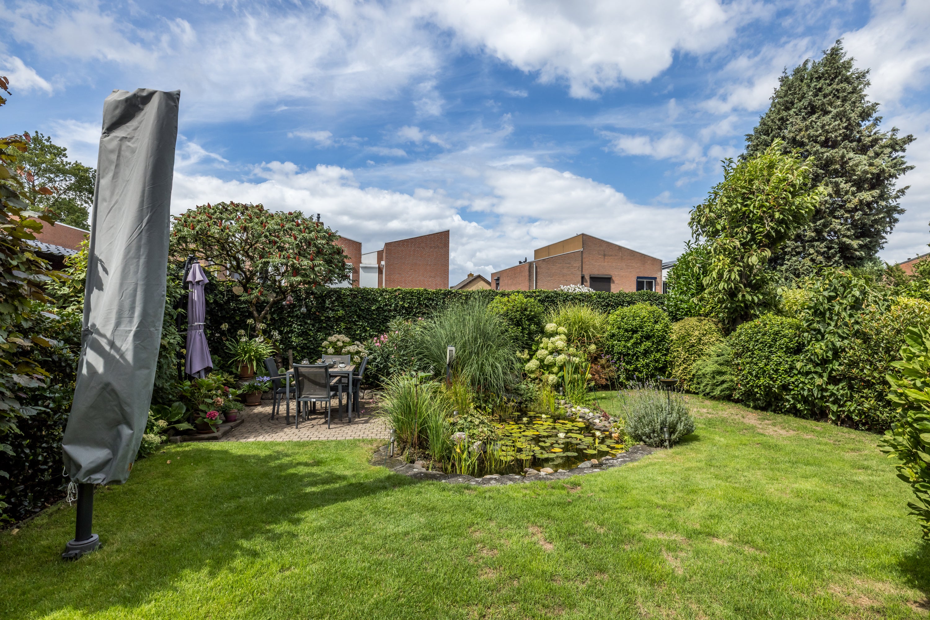 Tussenwoning te koop: Bonifaciusstraat 6, Brunssum