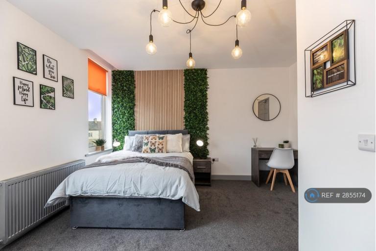 Room Marburn Place in Darlington