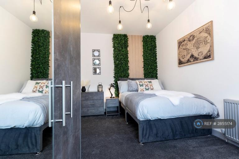 Room Marburn Place in Darlington
