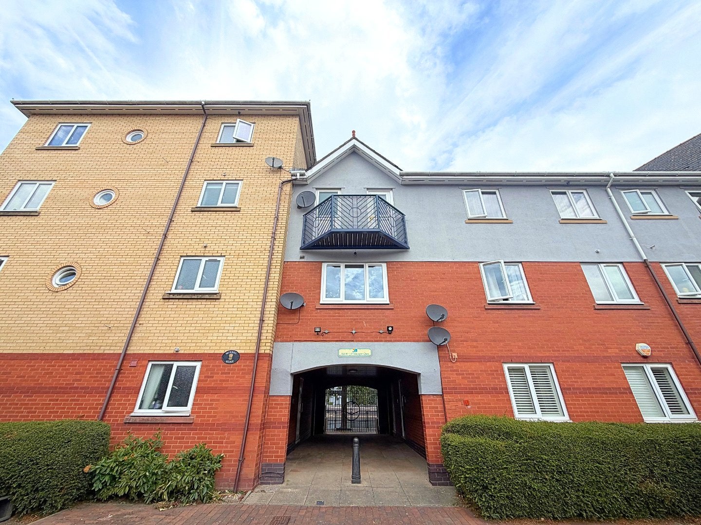 Flat Vancouver Quay in Salford