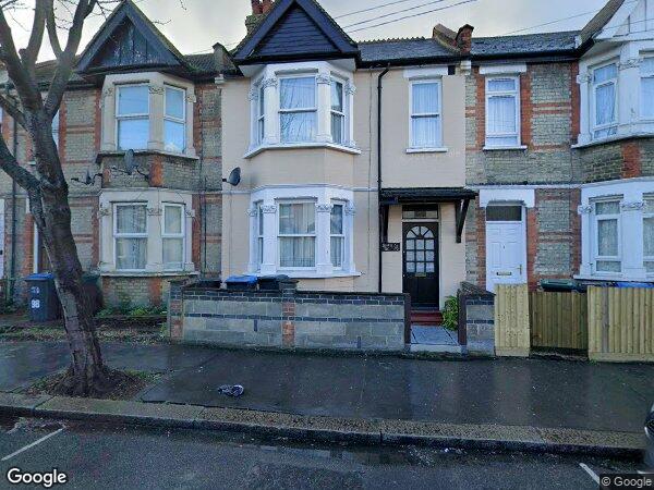 Room Sutherland Road in Greater London