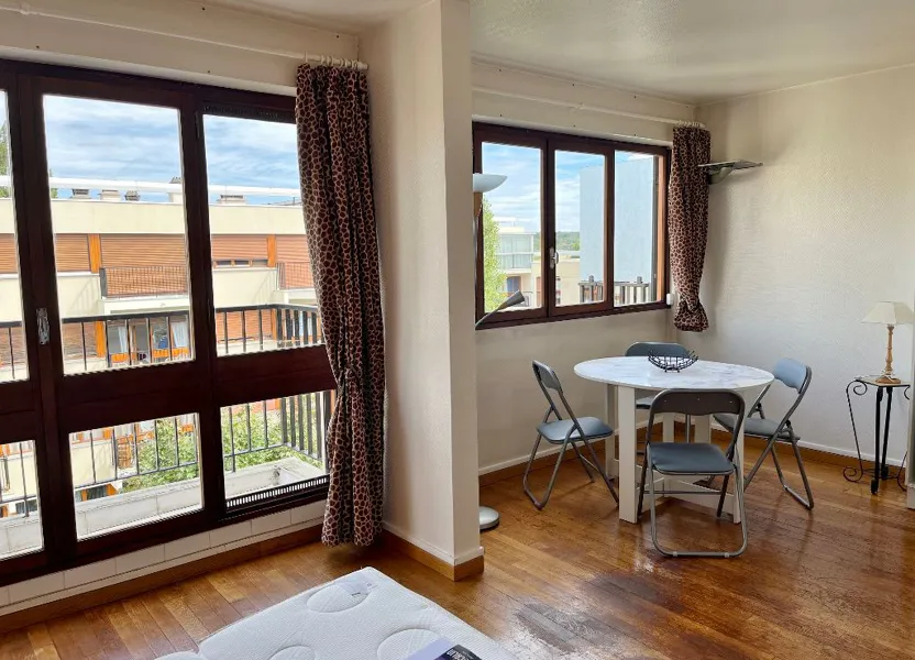 Appartement Square Montpensier à Le Chesnay-Rocquencourt