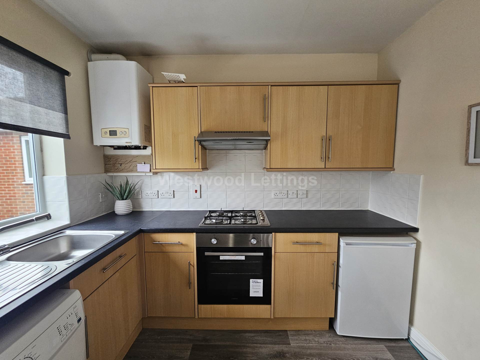 Flat Sunny Bank in Stoke-On-Trent